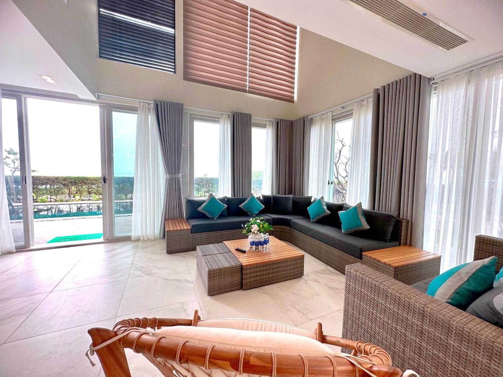 Oceanami Villas & Beach Club Long Hai At 1, 3, 4 Bedroom & 5, 6 Bedroom Beachfront Private Pool Exterior photo