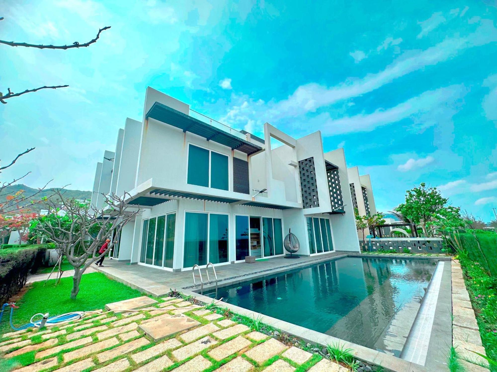 Oceanami Villas & Beach Club Long Hai At 1, 3, 4 Bedroom & 5, 6 Bedroom Beachfront Private Pool Exterior photo